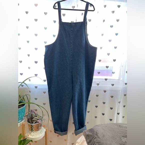 Lucy and Yak Dungaroos - Picture 3 of 3